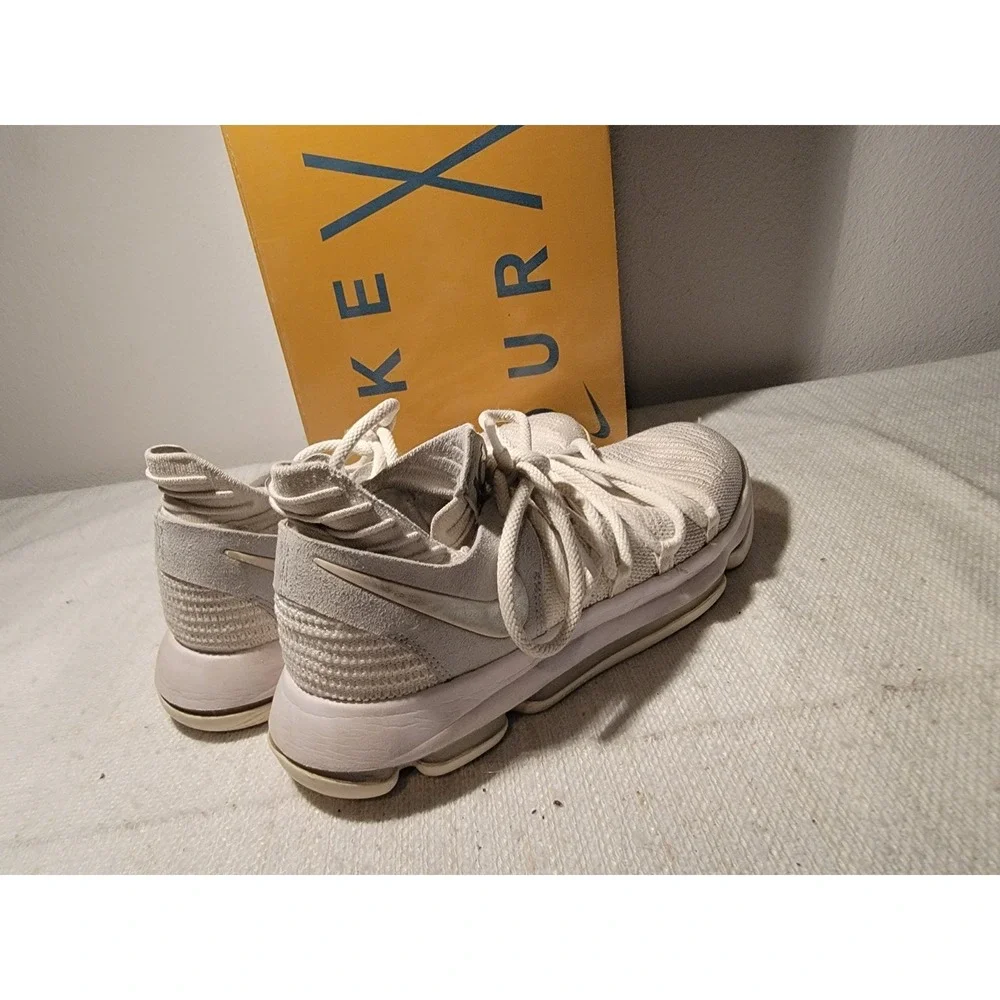 Nike KD 10 Numbers‎ Men's Size 9.5 Sneakers White Basketball Shoes